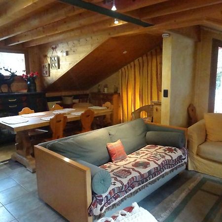 Les Néreïdes Studios et Appartements Brides Les Bains Exterior foto