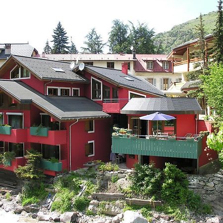 Les Néreïdes Studios et Appartements Brides Les Bains Exterior foto