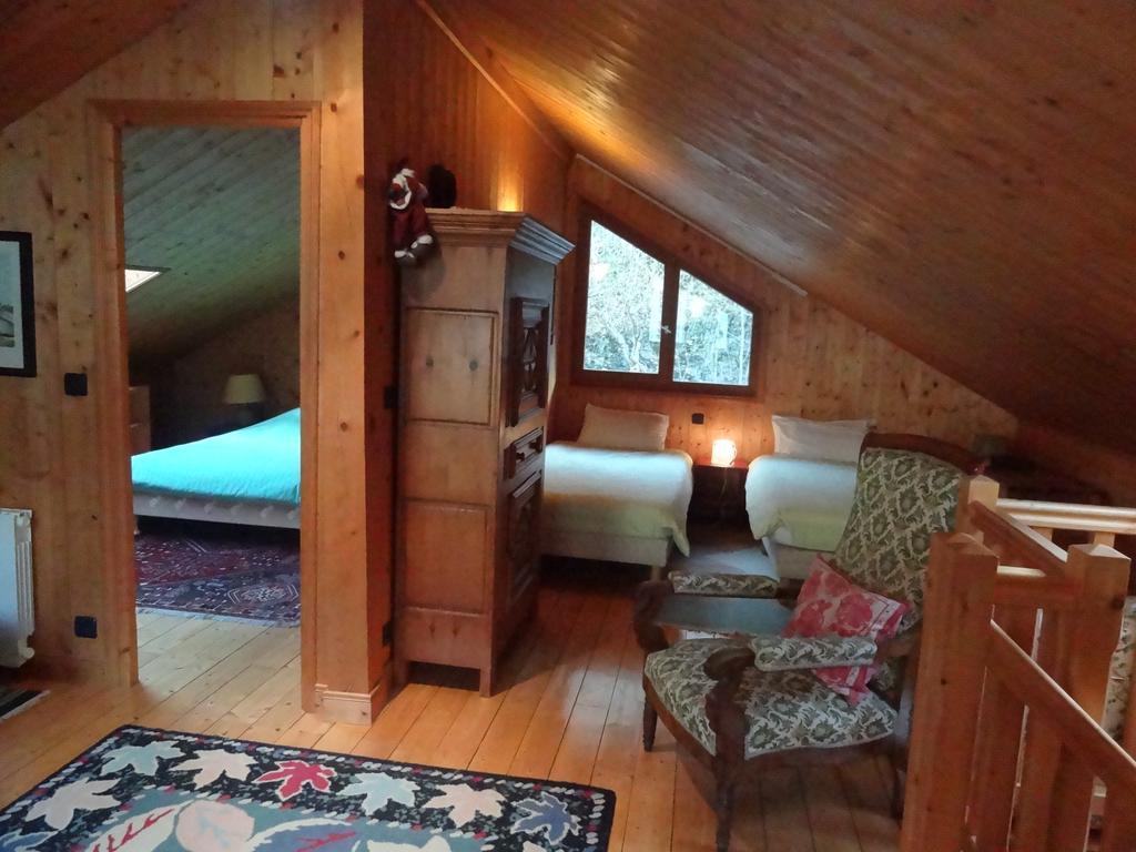 Les Néreïdes Studios et Appartements Brides Les Bains Exterior foto